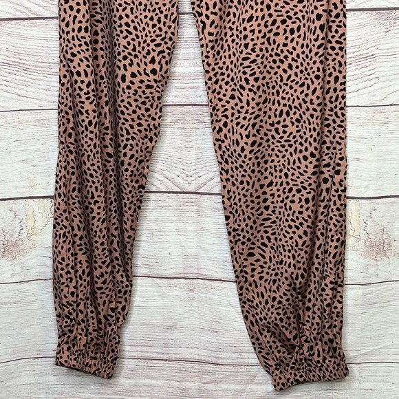 Victoria's Secret Pink Animal Print Jogger Lounge Pants New Size XS - Picture 10 of 11